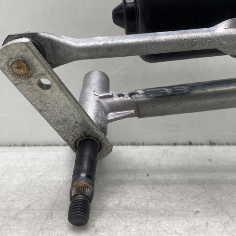 Moteur essuie glace avant RENAULT TWINGO 3 Photo n°2