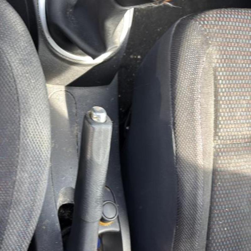 Bras essuie glace arriere RENAULT CLIO 3 Photo n°17