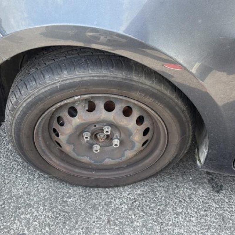 Bras essuie glace arriere RENAULT CLIO 3 Photo n°20