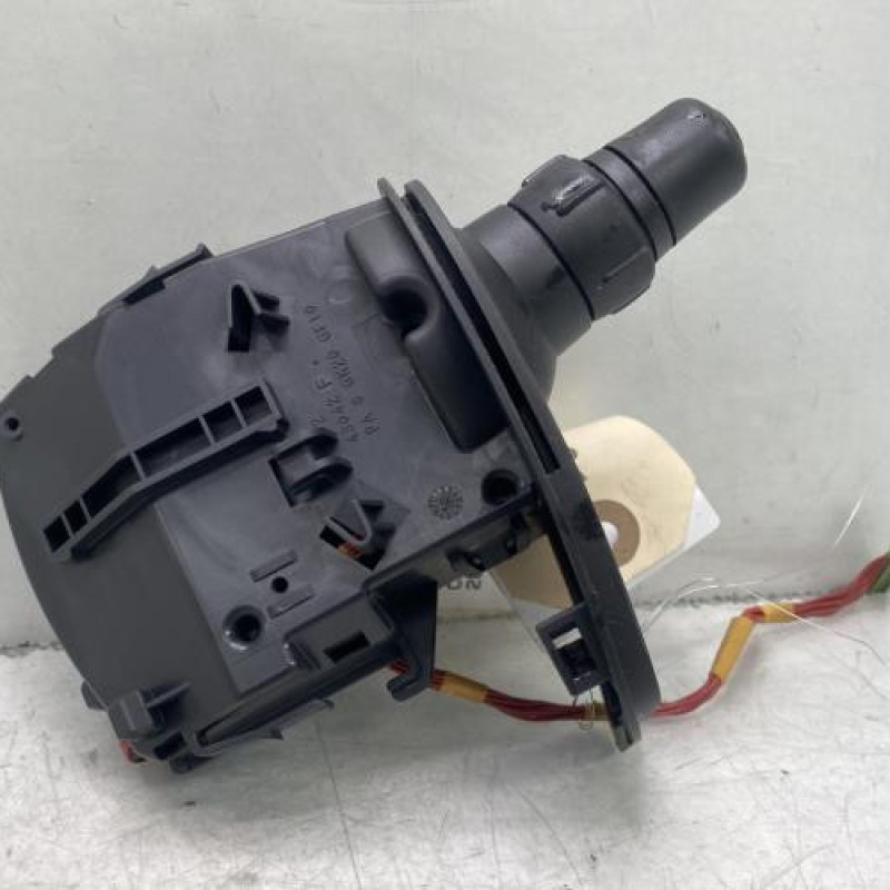 Commodo phare RENAULT CLIO 3 Photo n°3