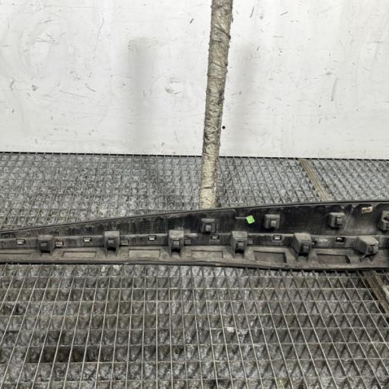 Baguette de porte avant droite RENAULT CLIO 4 Photo n°4