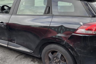 Baguette de porte avant droite RENAULT CLIO 4