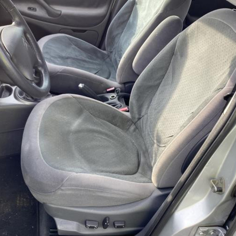 Poignee interieur avant gauche CITROEN C5 1 Photo n°15