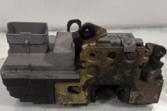 Serrure avant gauche PEUGEOT 206