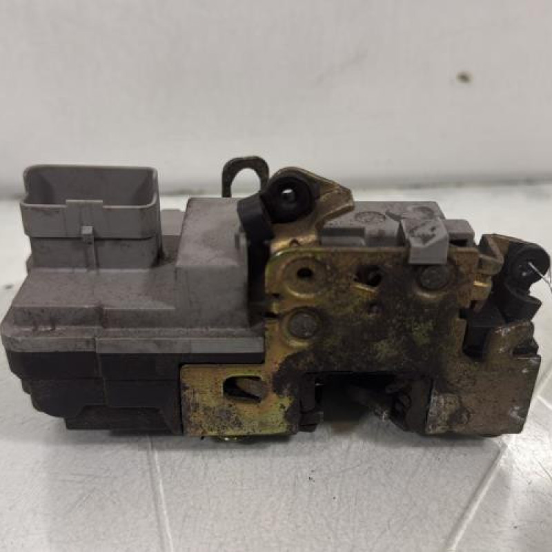 Serrure avant gauche PEUGEOT 206 Photo n°3