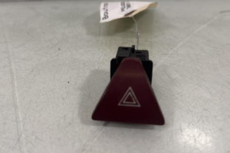 Bouton de warning PEUGEOT 307 Photo n°1