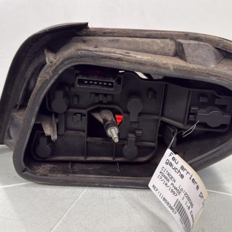 Feu arriere principal gauche (feux) CITROEN XSARA Photo n°2