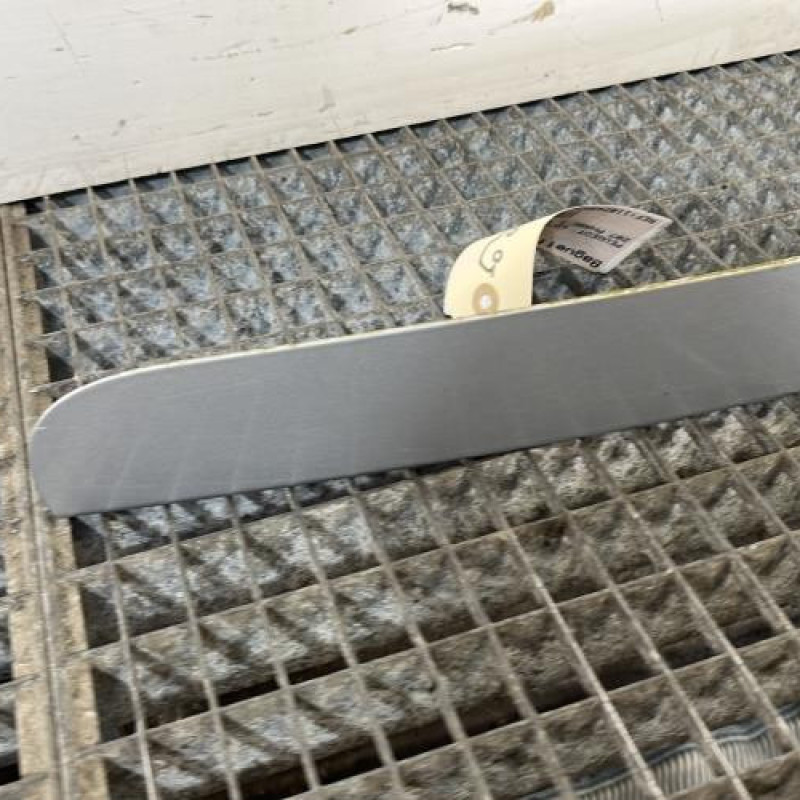 Baguette de coffre PEUGEOT 207 Photo n°2