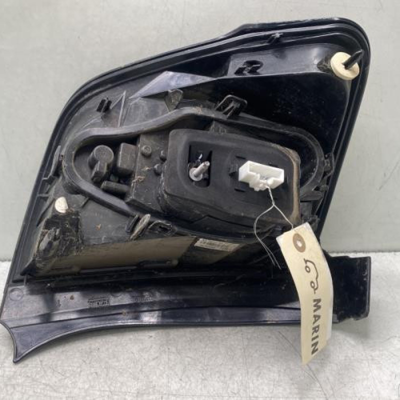 Feu arriere principal droit (feux) CITROEN C3 2 Photo n°2