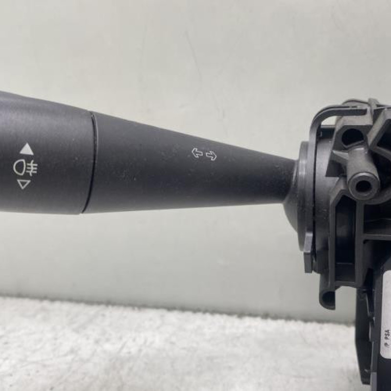 Com (Bloc Contacteur Tournant+Commodo Essuie Glace+Commodo Phare) CITROEN C3 2 Photo n°3