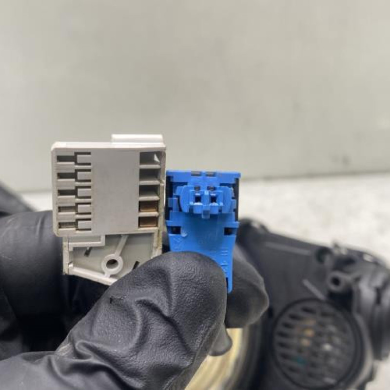 Com (Bloc Contacteur Tournant+Commodo Essuie Glace+Commodo Phare) CITROEN C3 2 Photo n°5