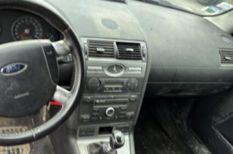 Serrure avant droit FORD MONDEO 2