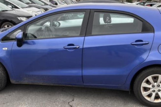 Pompe lave glace avant KIA RIO 3