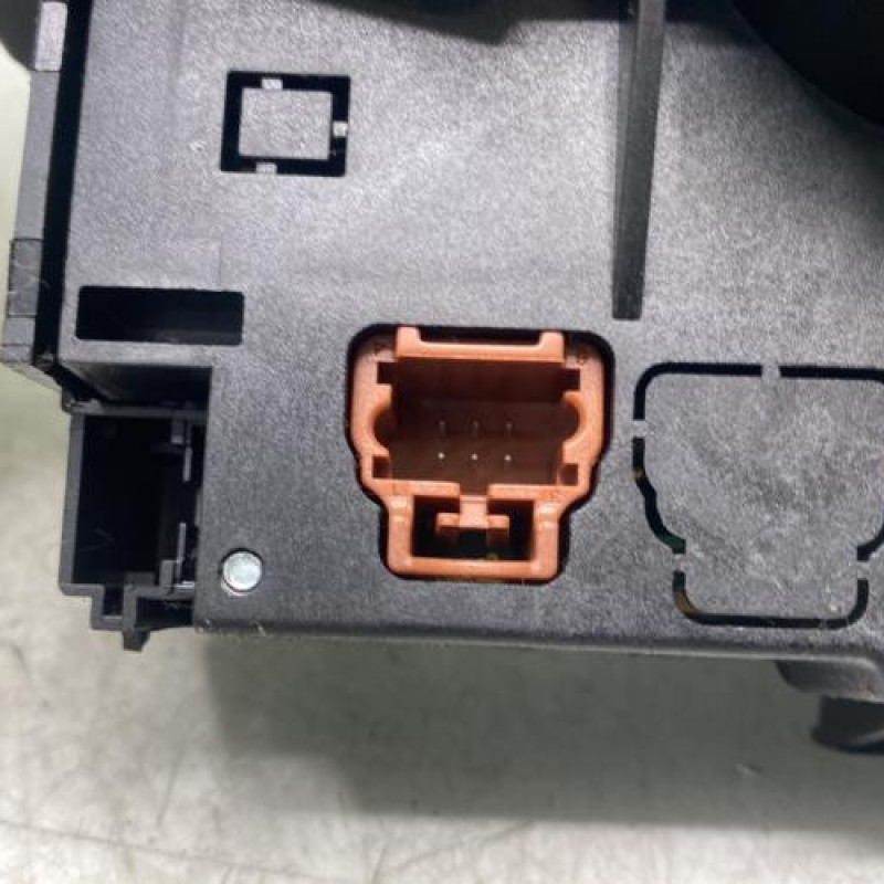 Com (Bloc Contacteur Tournant+Commodo Essuie Glace+Commodo Phare) CITROEN C3 1 Photo n°8