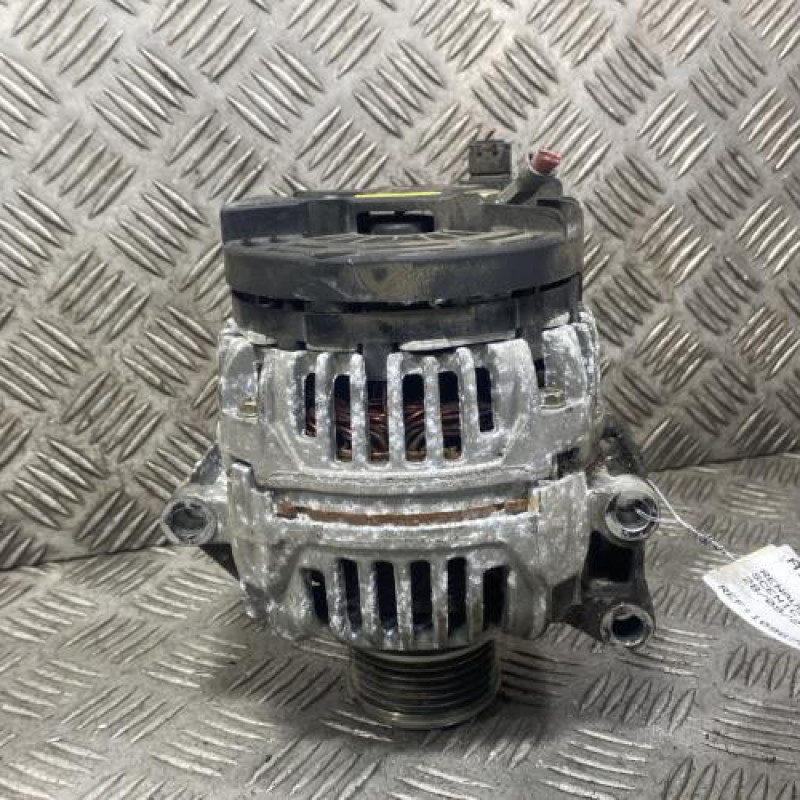 Alternateur RENAULT SCENIC 1 Photo n°1