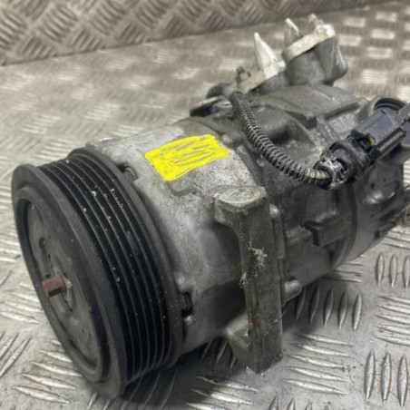 Compresseur clim CITROEN C4 CACTUS Photo n°1