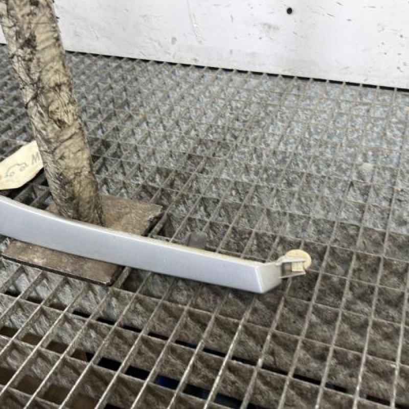 Enjoliveur de phare droit CITROEN SAXO Photo n°2