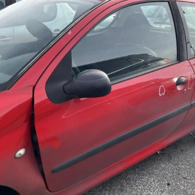 Pretensionneur de ceinture avant droit PEUGEOT 206+ Photo n°9