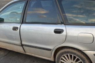 Optique avant principal droit (feux)(phare) VOLVO V 40 1