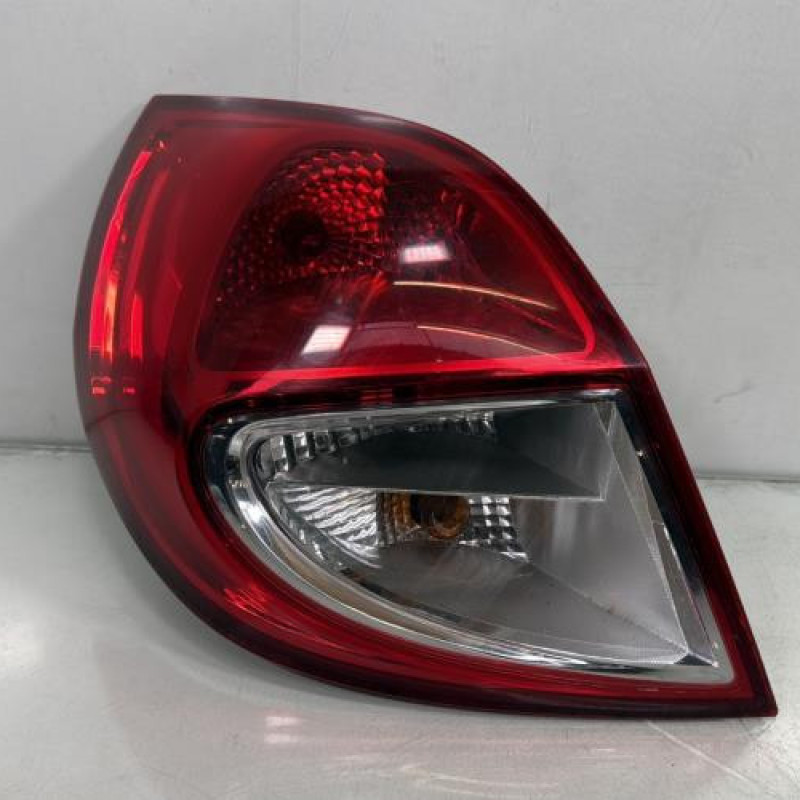 Feu arriere principal gauche (feux) RENAULT CLIO 3 Photo n°1