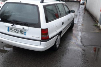 Feu arriere principal gauche (feux) OPEL ASTRA F