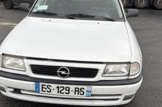 Feu arriere principal gauche (feux) OPEL ASTRA F