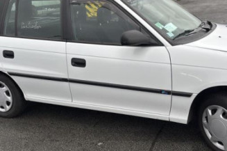 Feu arriere principal gauche (feux) OPEL ASTRA F