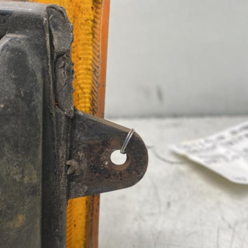 Optique avant secondaire gauche (feux)(clignotant) RENAULT B80 Photo n°3