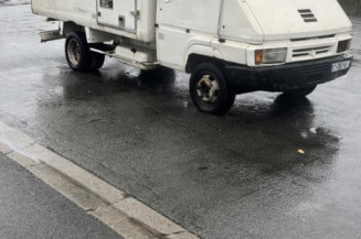 Optique avant secondaire gauche (feux)(clignotant) RENAULT B80