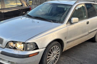 Retroviseur gauche VOLVO V 40 1