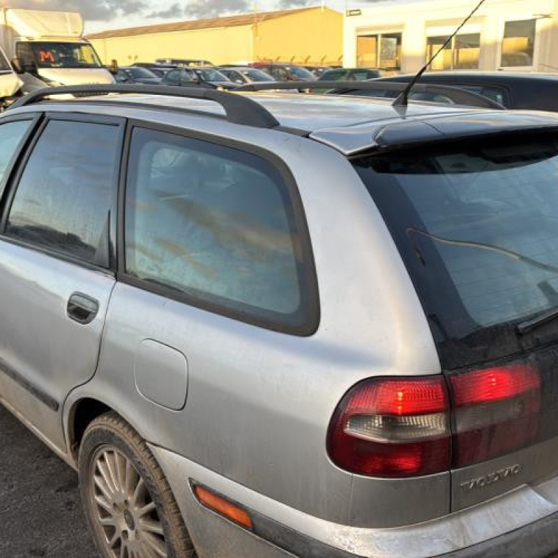 Retroviseur gauche VOLVO V 40 1 Photo n°10