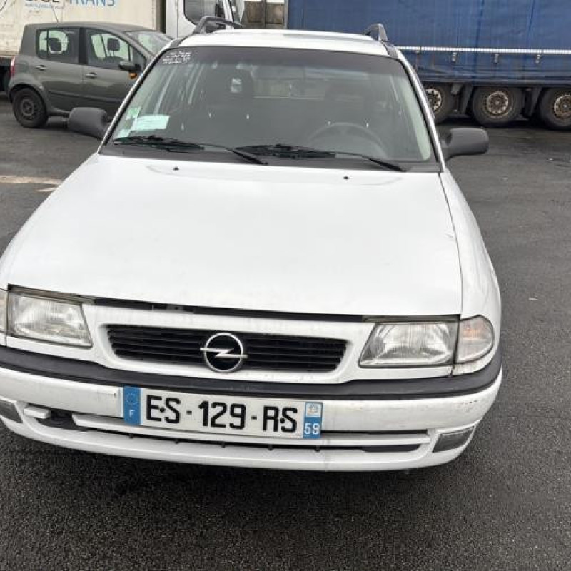 Retroviseur droit OPEL ASTRA F Photo n°16