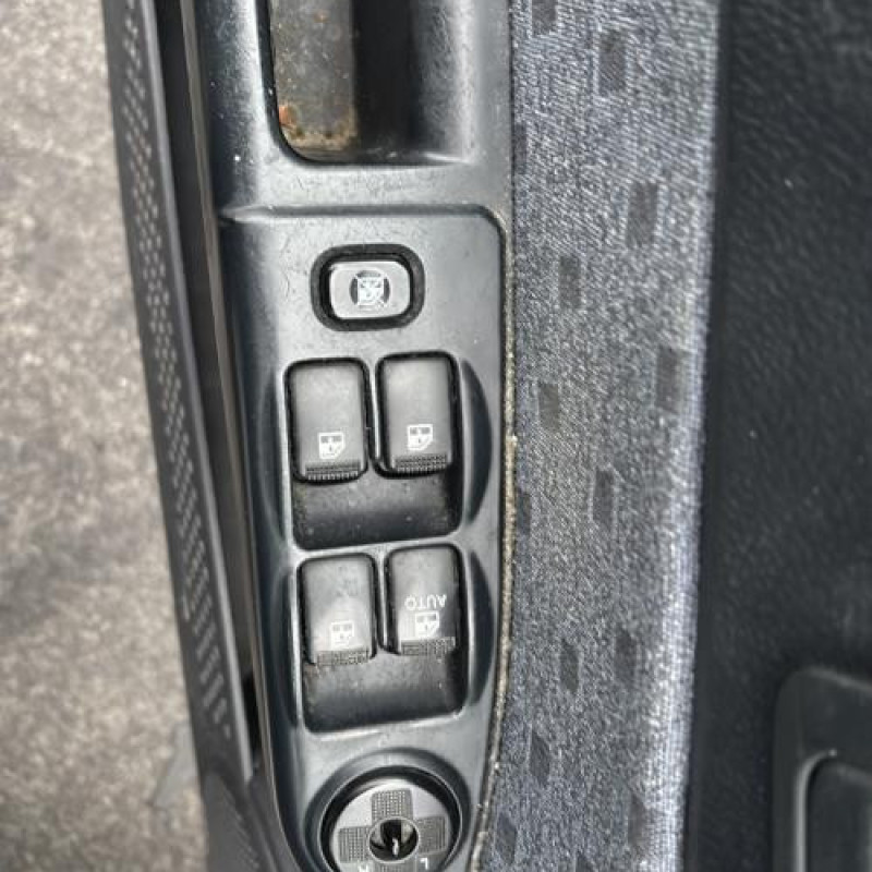 Porte avant droit HYUNDAI GETZ Photo n°16