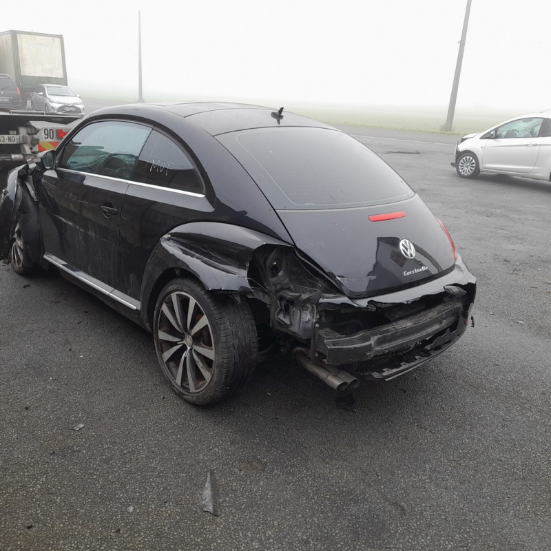 VOLKSWAGEN BEETLE 2 PHASE 2 2.0 TDI - 16V TURBO Photo n°4