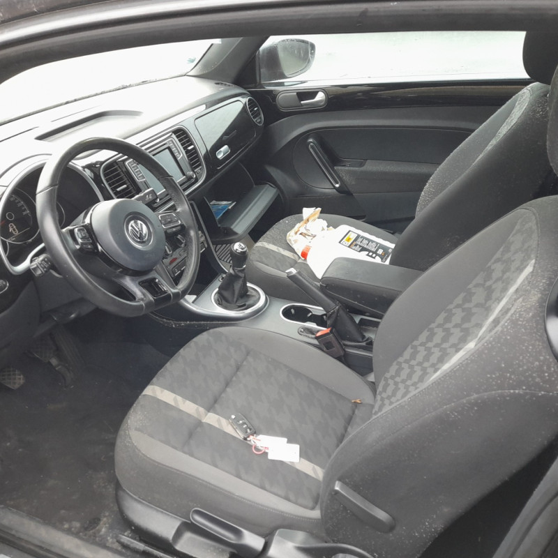 VOLKSWAGEN BEETLE 2 PHASE 2 2.0 TDI - 16V TURBO Photo n°6