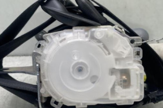 Pretensionneur de ceinture avant droit PEUGEOT 107 Photo n°1