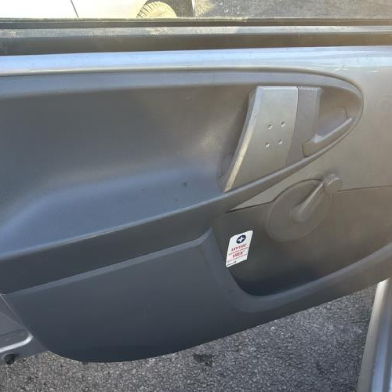 Pivot de moyeu avant droit CITROEN C1 1 Photo n°15