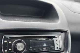 Pivot de moyeu avant droit PEUGEOT 107