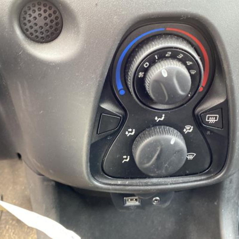 Reservoir essence CITROEN C1 2 Photo n°17