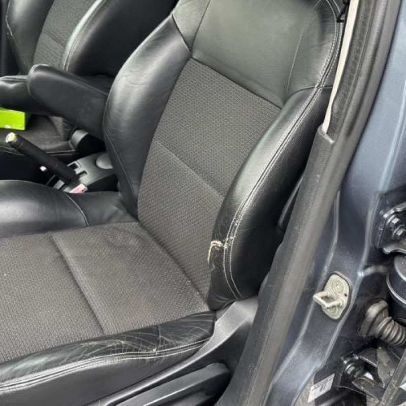 Leve vitre electrique arriere droit PEUGEOT 207 Photo n°11