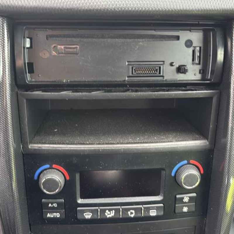 Leve vitre electrique arriere droit PEUGEOT 207 Photo n°17