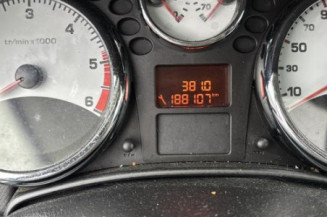 Face avant PEUGEOT 207 Photo n°1