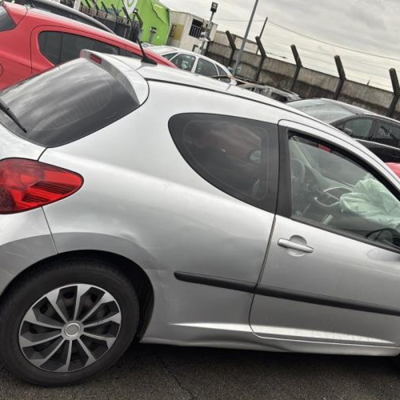 Face avant PEUGEOT 207 Photo n°6