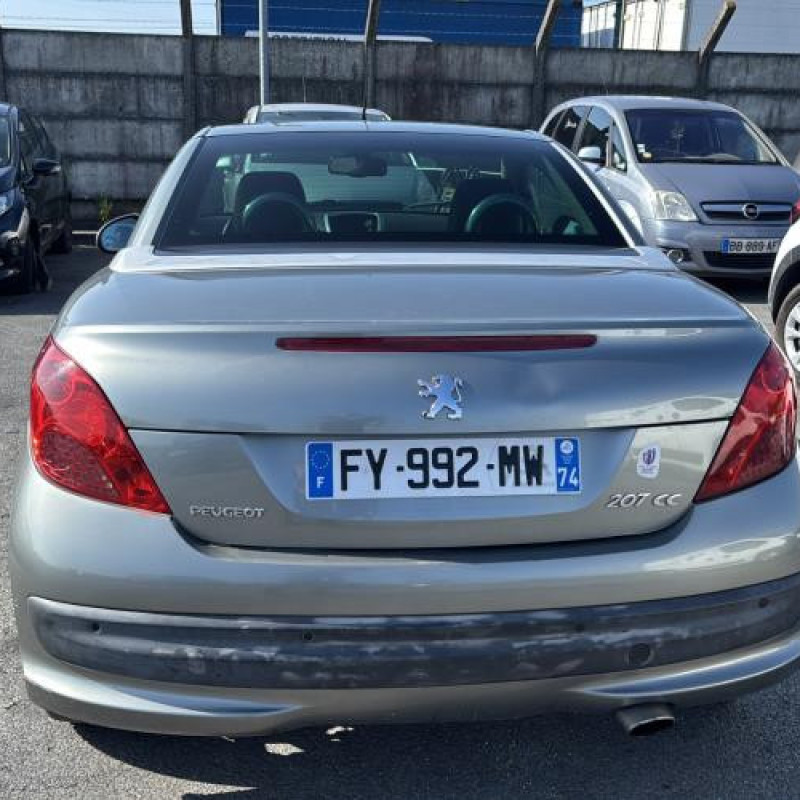 Face avant PEUGEOT 207 Photo n°5