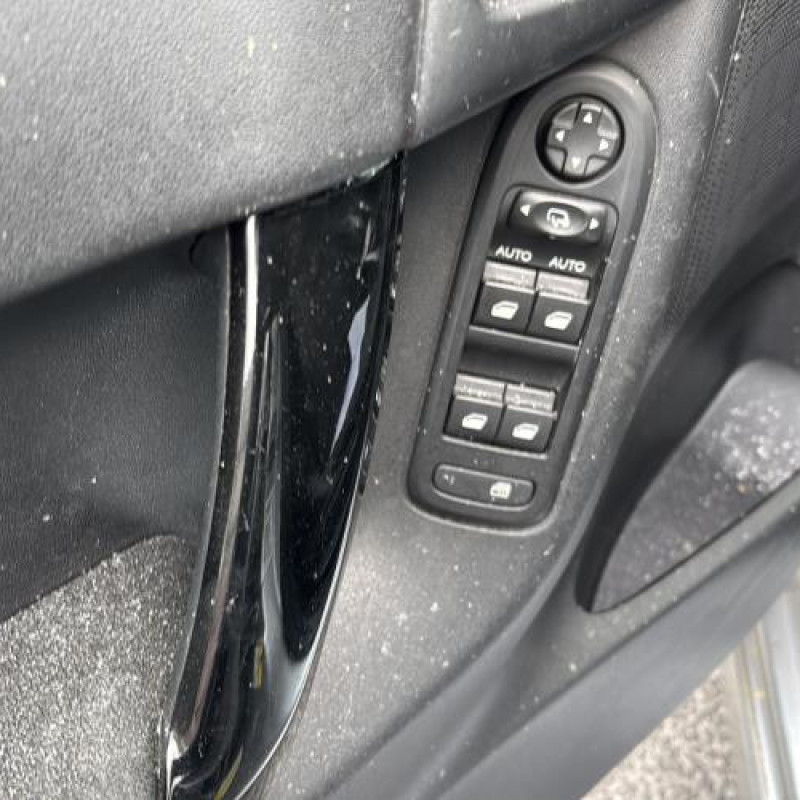 Face avant CITROEN C3 2 Photo n°12