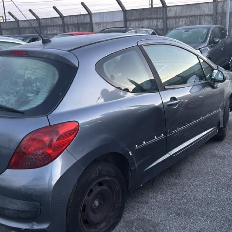 Face avant PEUGEOT 207 Photo n°3