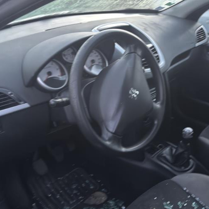 Face avant PEUGEOT 207 Photo n°12