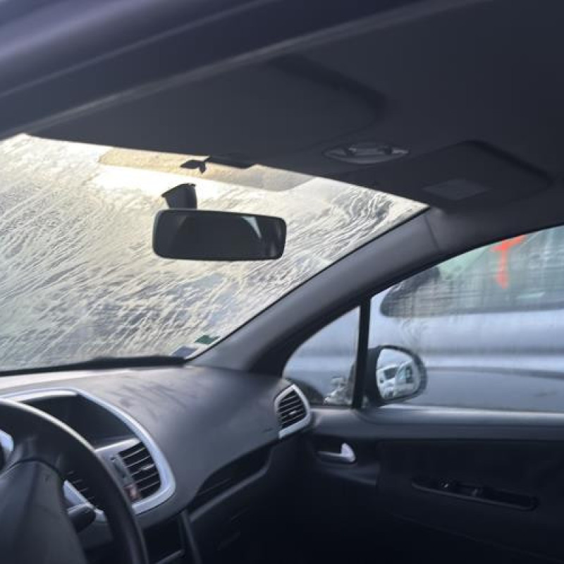 Face avant PEUGEOT 207 Photo n°13