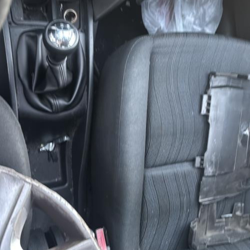 Face avant PEUGEOT 207 Photo n°17