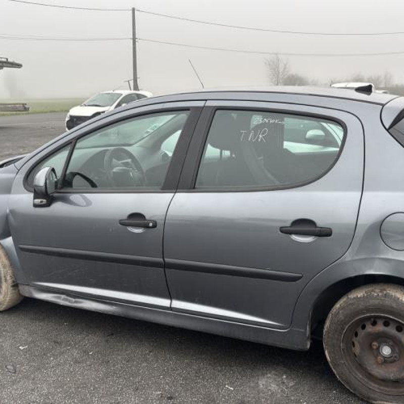 Face avant PEUGEOT 207 Photo n°6